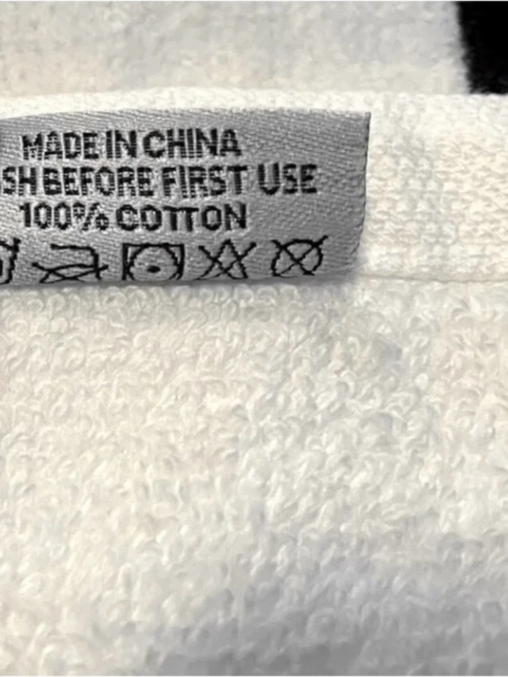 NEW CHANEL No 5 Factory 5 White Cotton Logo Towel + Black Logo Drawstring Pouch